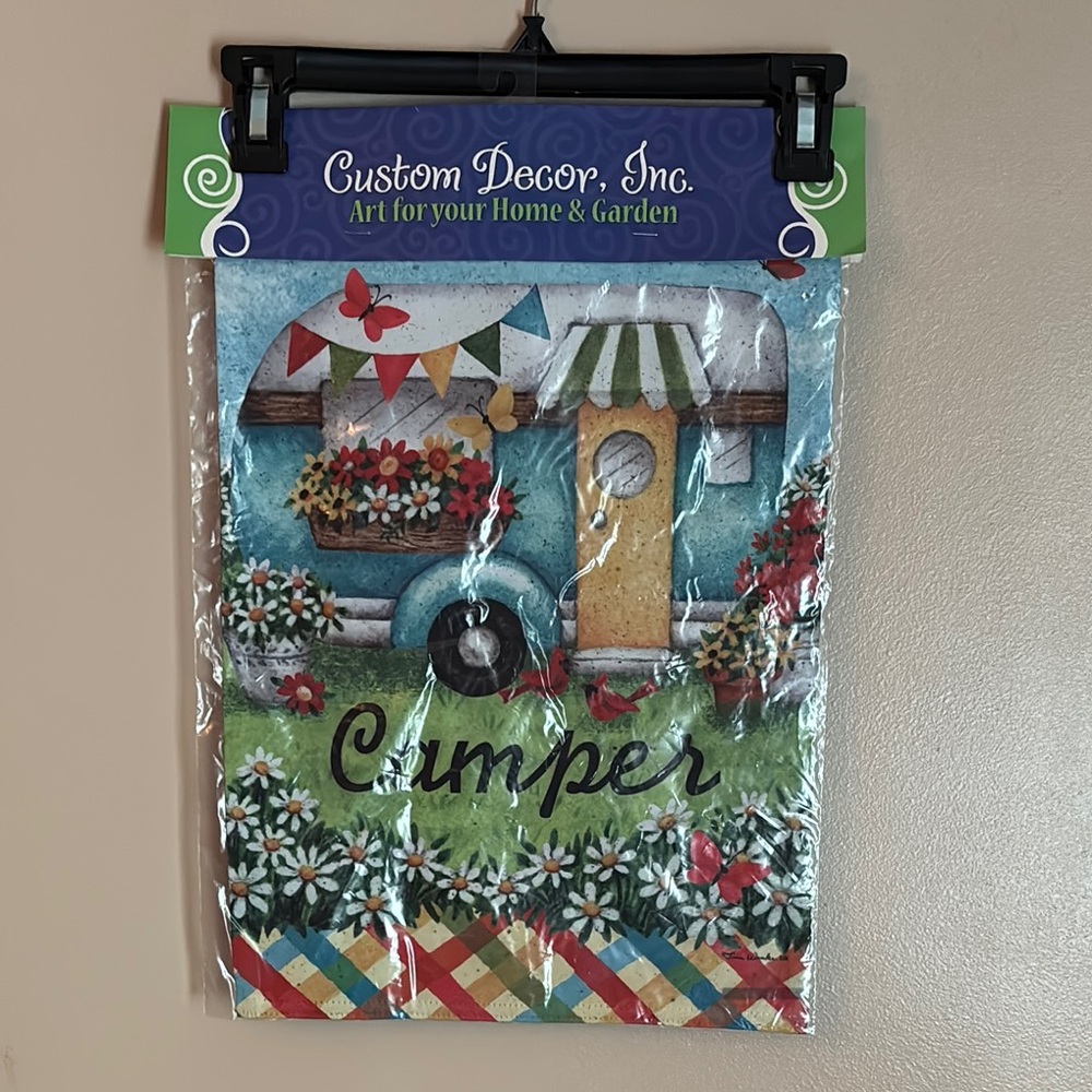 Three garden camper flags two are brand new seasonal